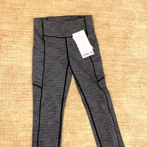 NWT Lululemon Speed Up MR Tight 28”